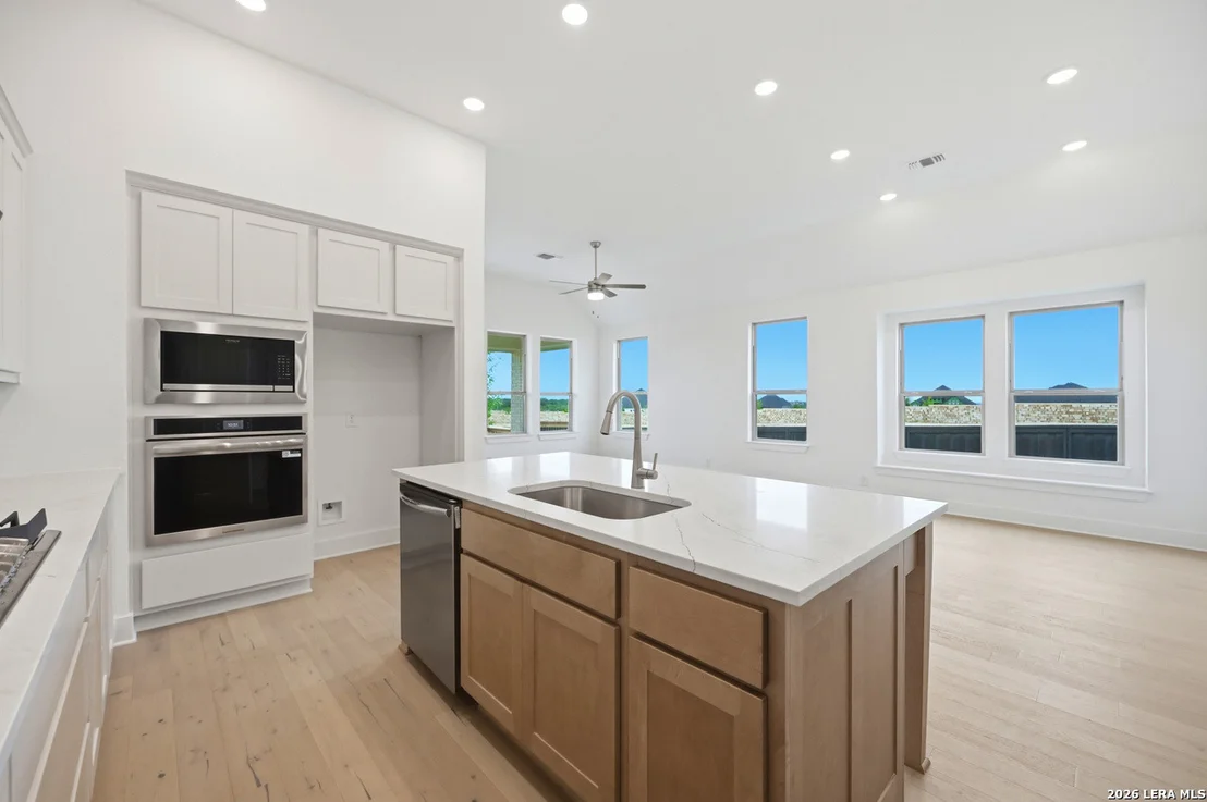 Photo of 2260 Altiplano