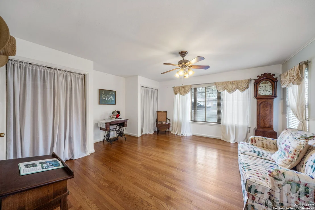Photo of 2938 Chisolm Trail