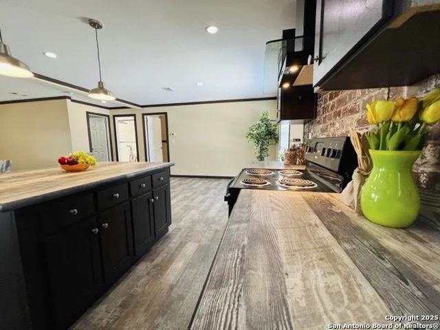 Photo of 833 Cimarron