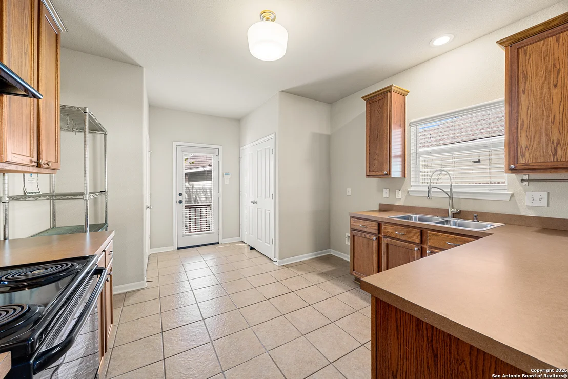 Photo of 9030 Gull Lake