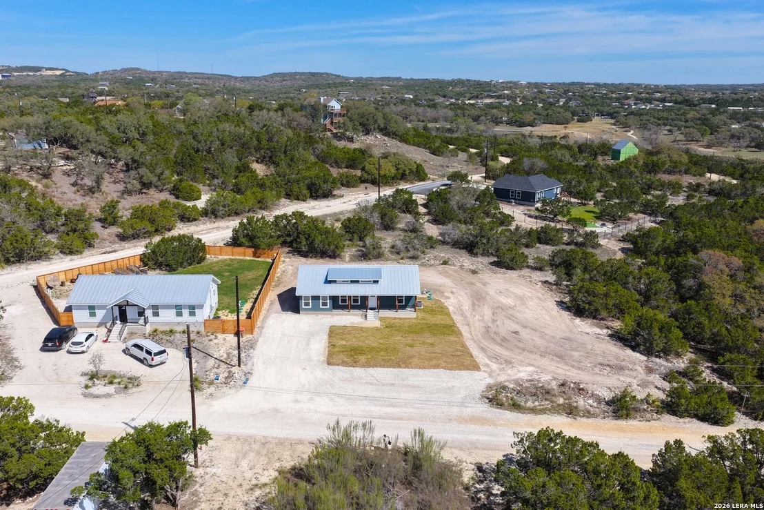 Photo of 1155 Southline