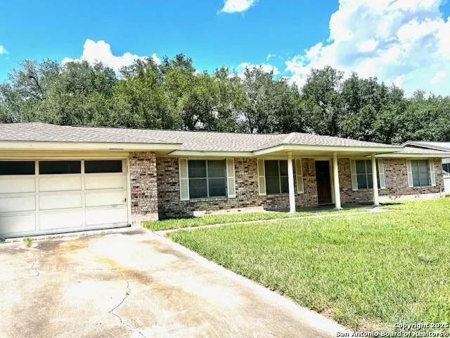 Photo of 901 Newhall