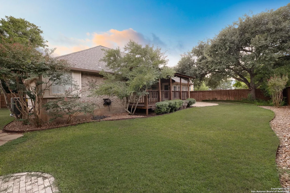 Photo of 2443 OAKLINE DR