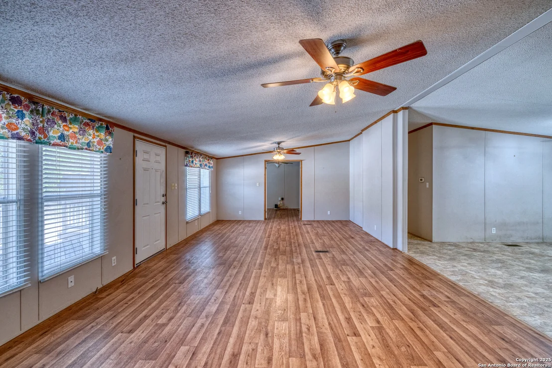 Photo of 632 Ledge Rock