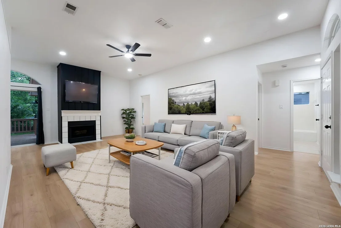 Photo of 3900 Whitaker