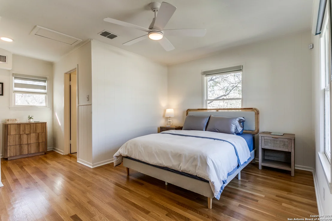 Photo of 447 Harmon