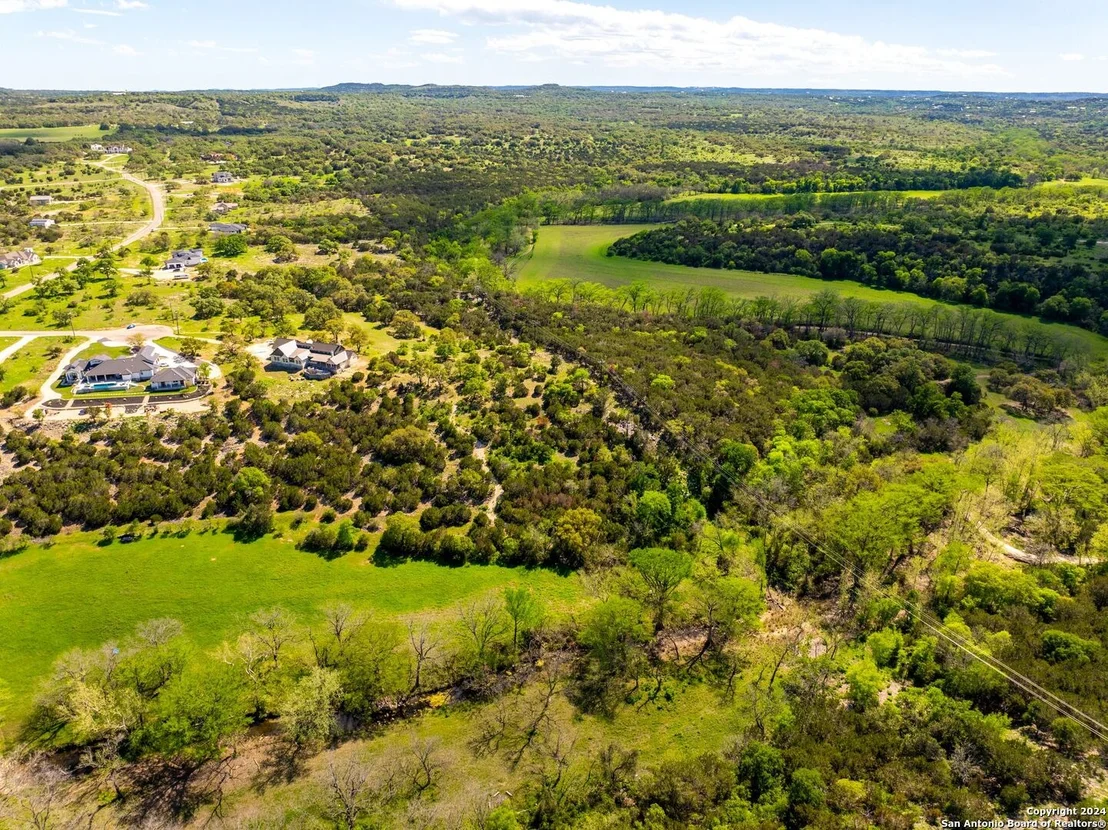Photo of 98 SABINAS RIDGE RD