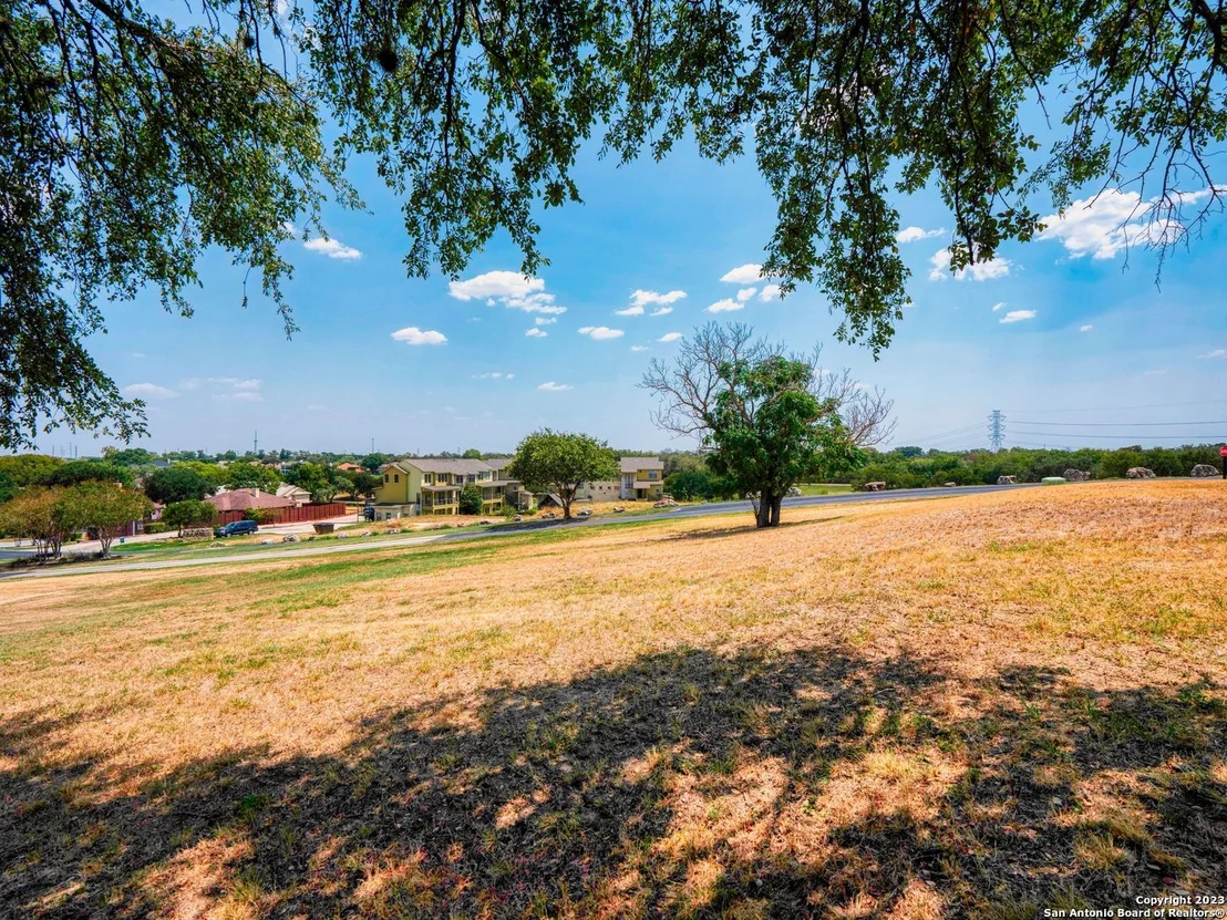 Photo of 115 PINNACLE DR