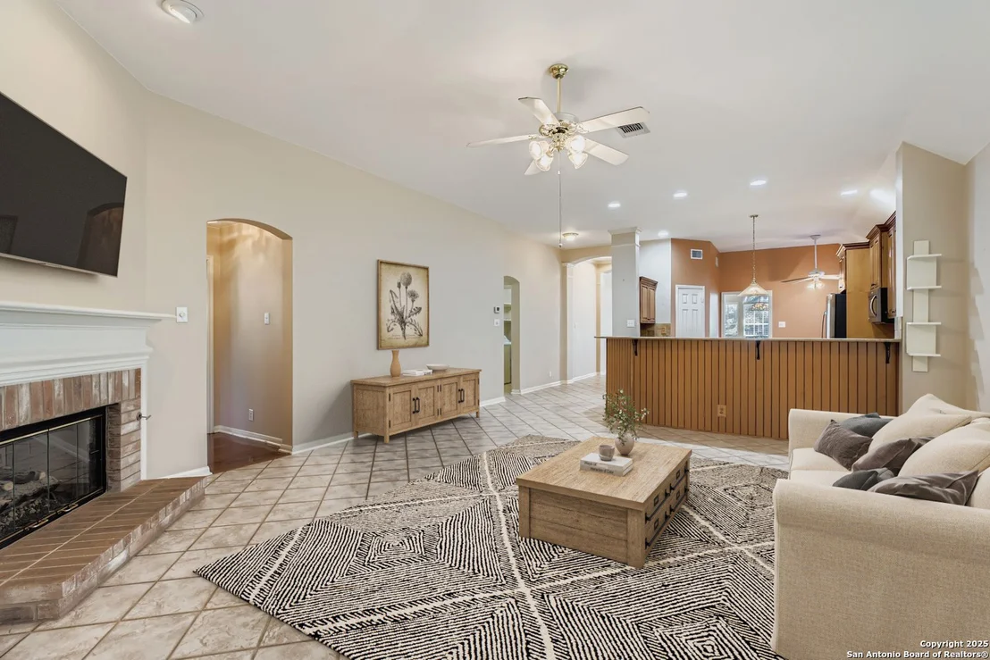 Photo of 1111 Crystal Spring