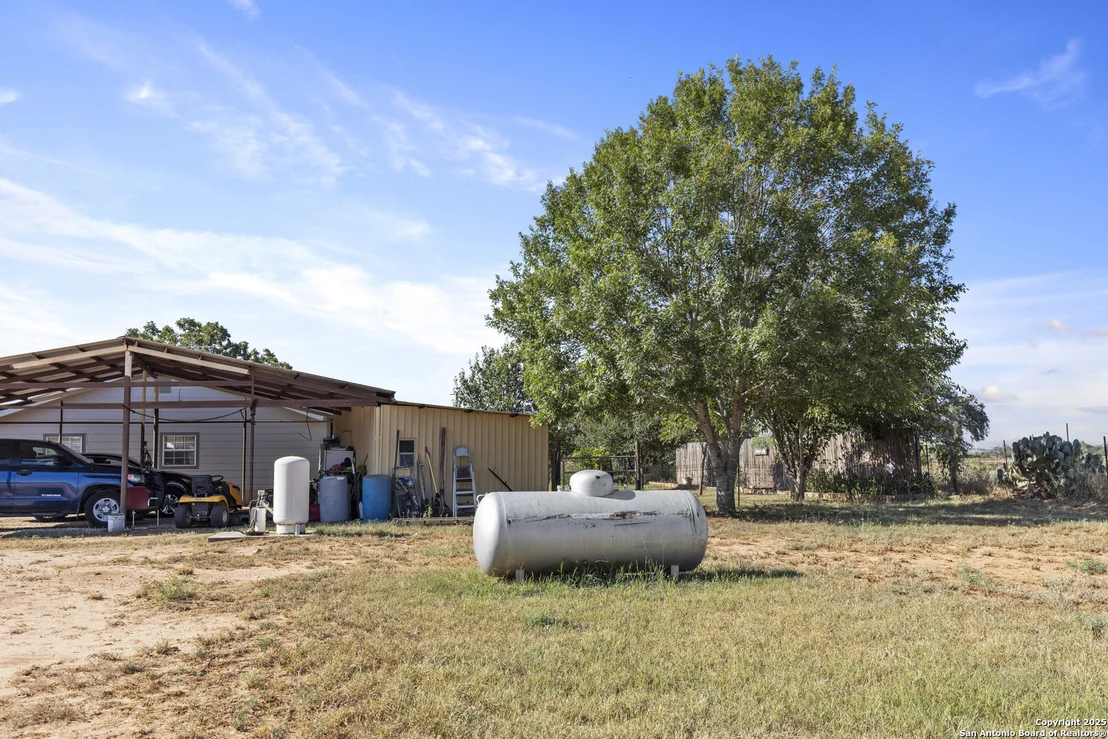 Photo of 944 County Road 769