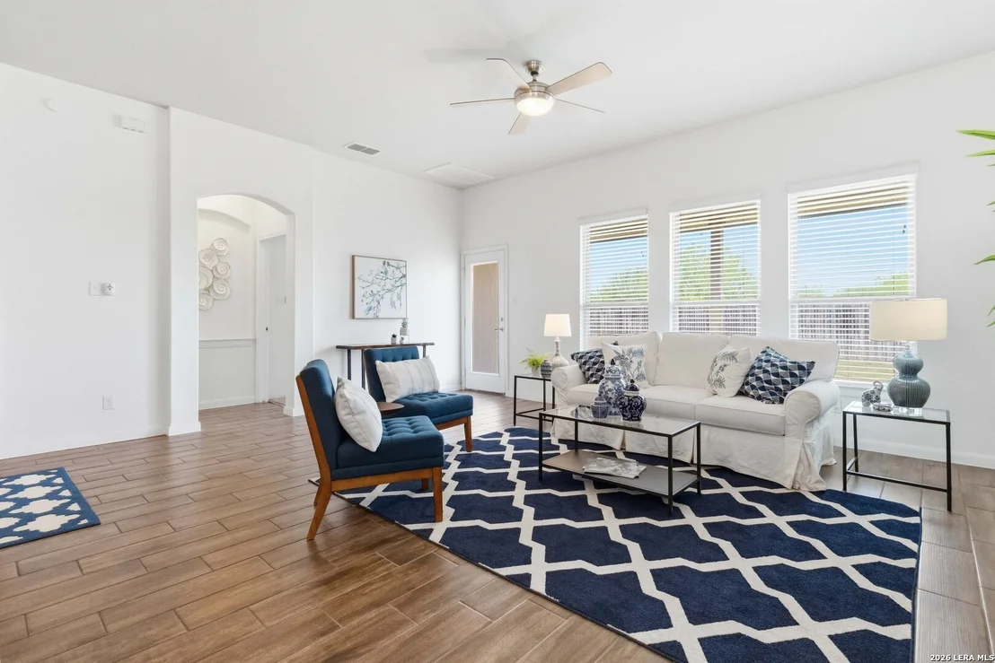 Photo of 5630 Meadow Sky