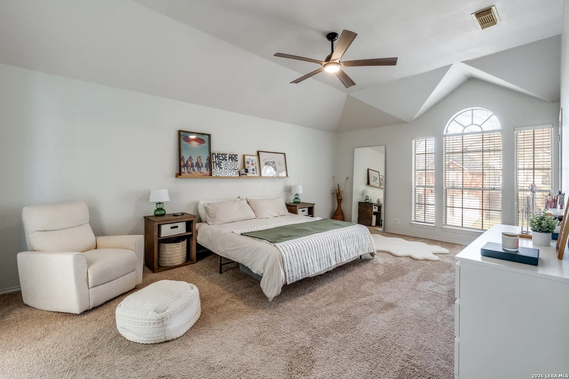 Photo of 1017 Silvertree