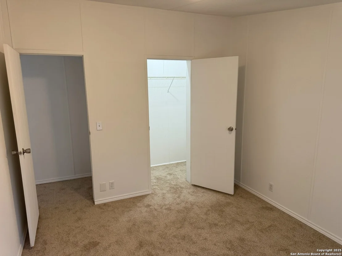 Photo of 23139 Hickory Shadow