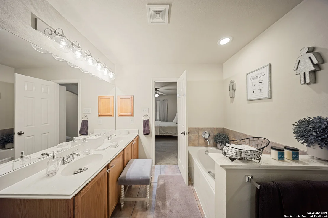 Photo of 28 Canterview