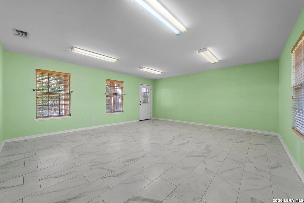 Photo of 309 Burney