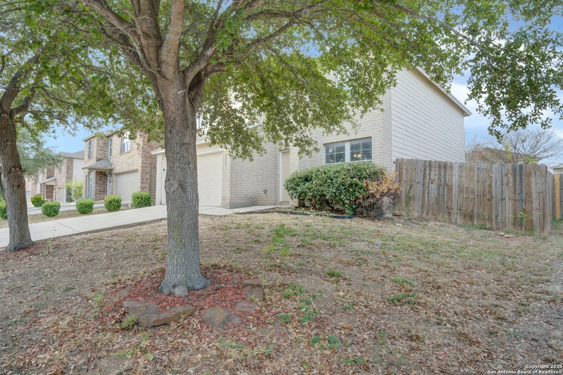 Photo of 2107 COLORADO BND