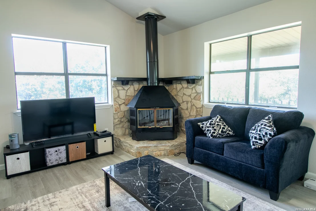 Photo of 582 Orbit Dr