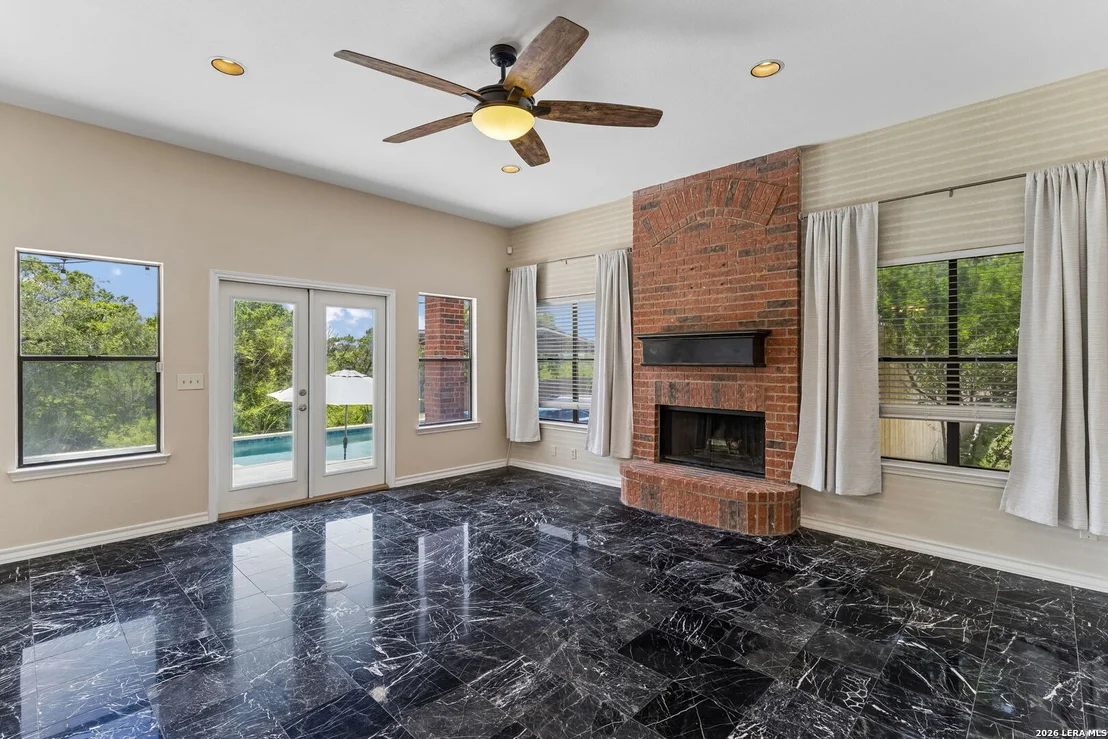 Photo of 14806 Circle J Trl