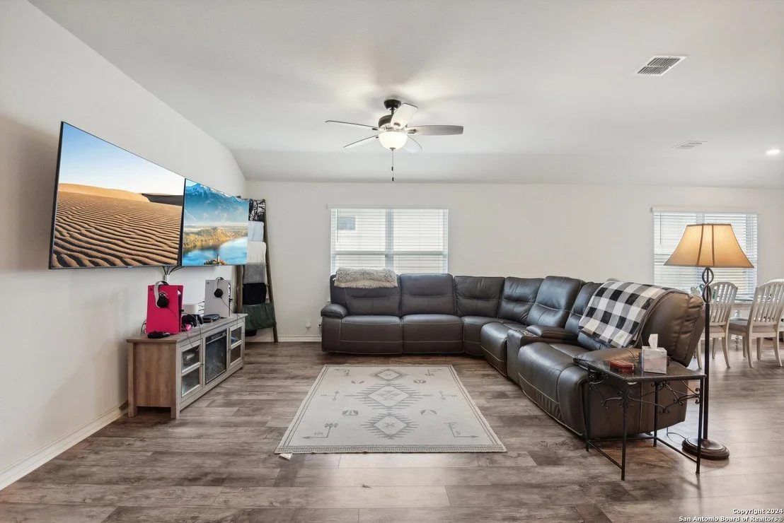 Photo of 14330 FLINT PATH