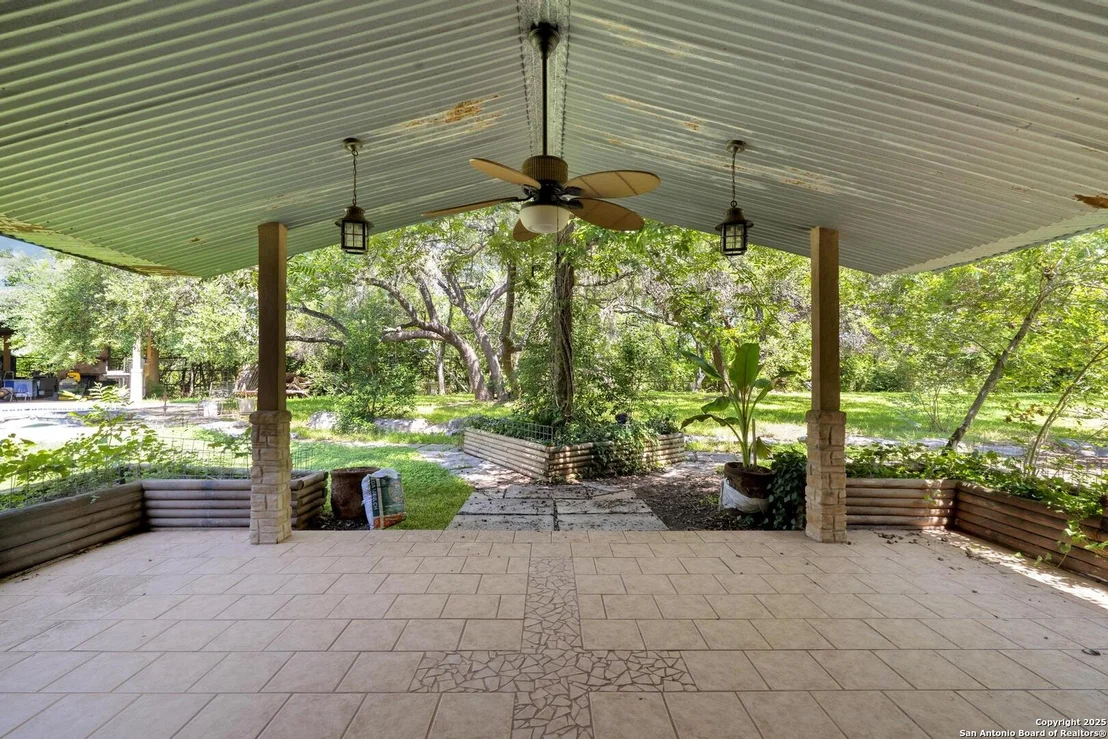 Photo of 10855 Jericho Rd