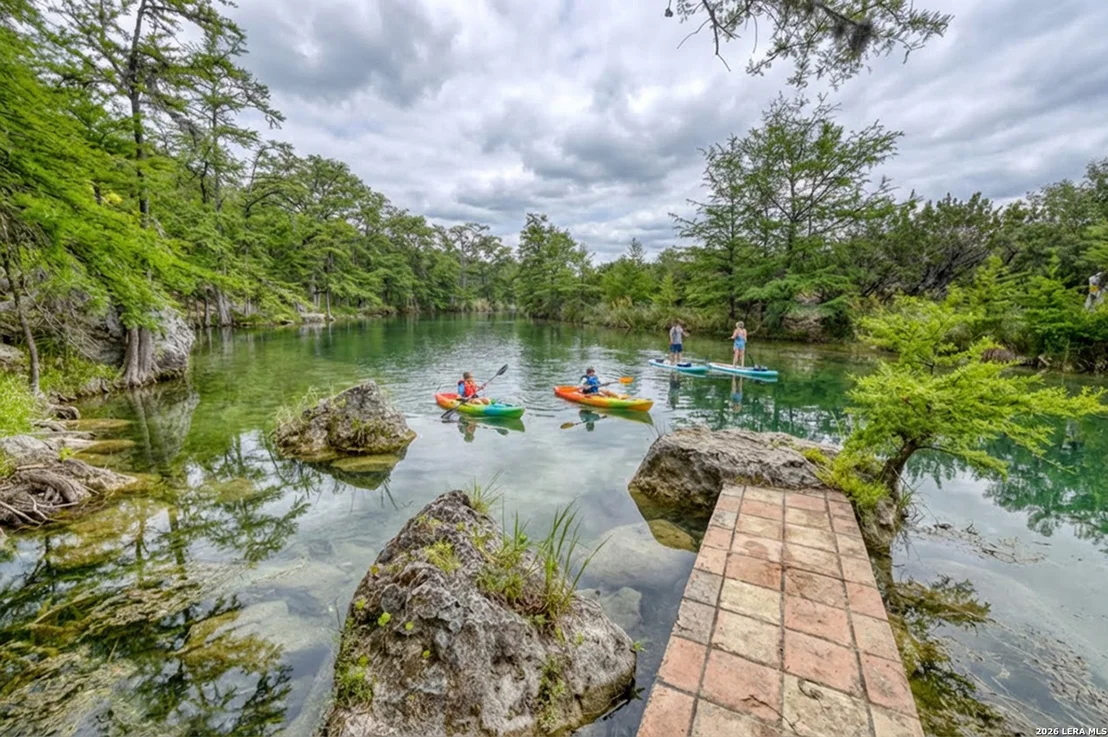 Photo of 382 Arboles Ct
