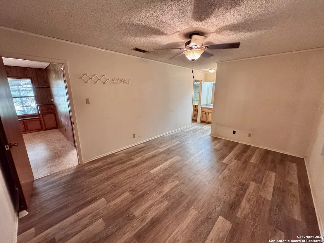 Photo of 220 Plestex