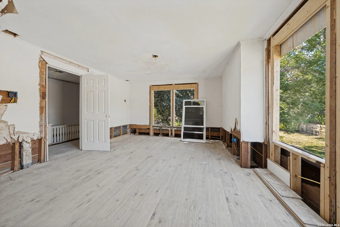 Photo of 344 Belmont