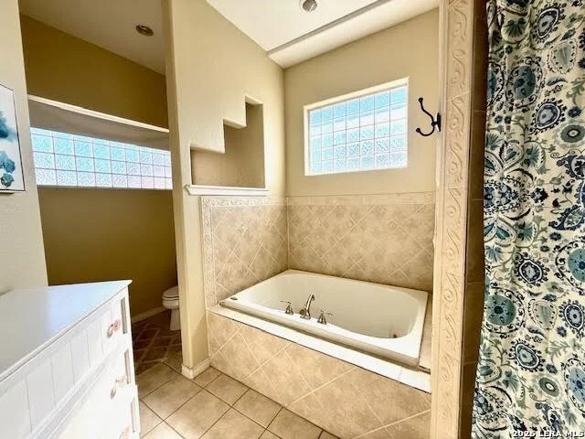 Photo of 1826 Willow Creek Dr.