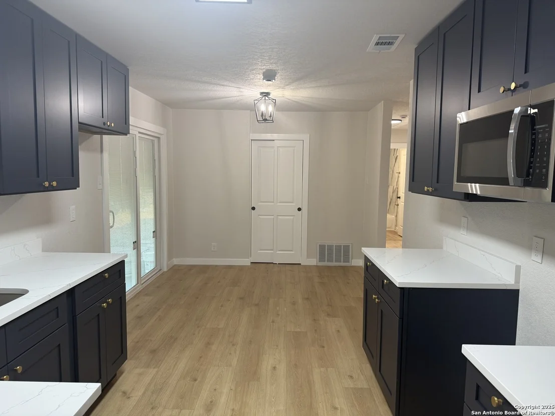 Photo of 5807 Stonybrook