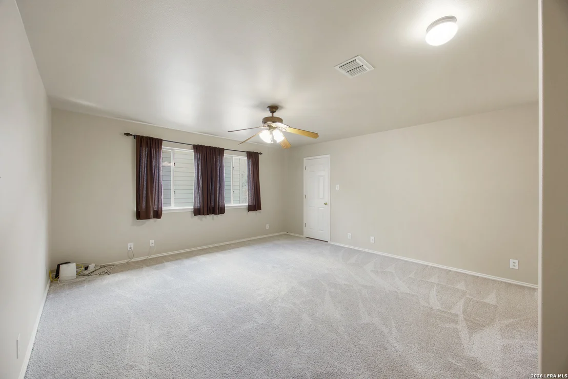 Photo of 17230 Darien Wing