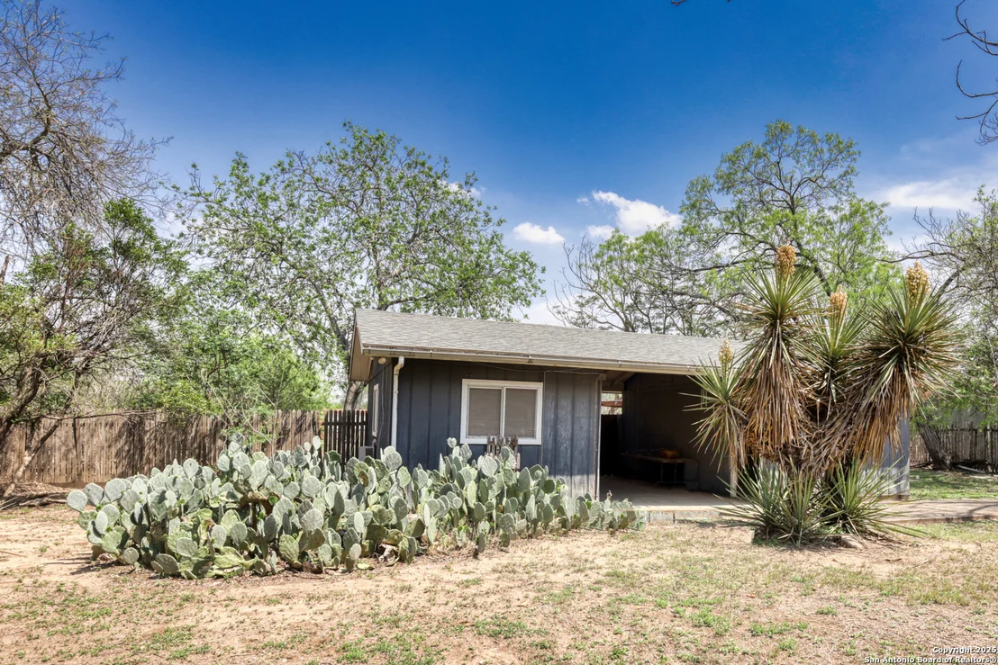 Photo of 728 N Getty St.