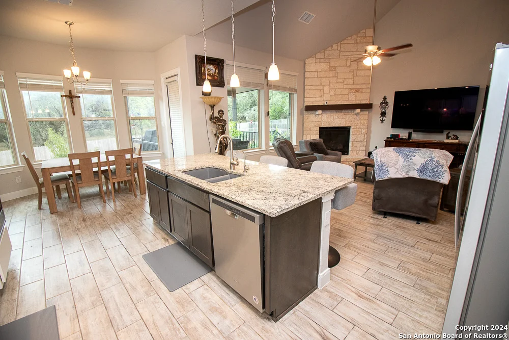 Photo of 9040 Graford Ridge