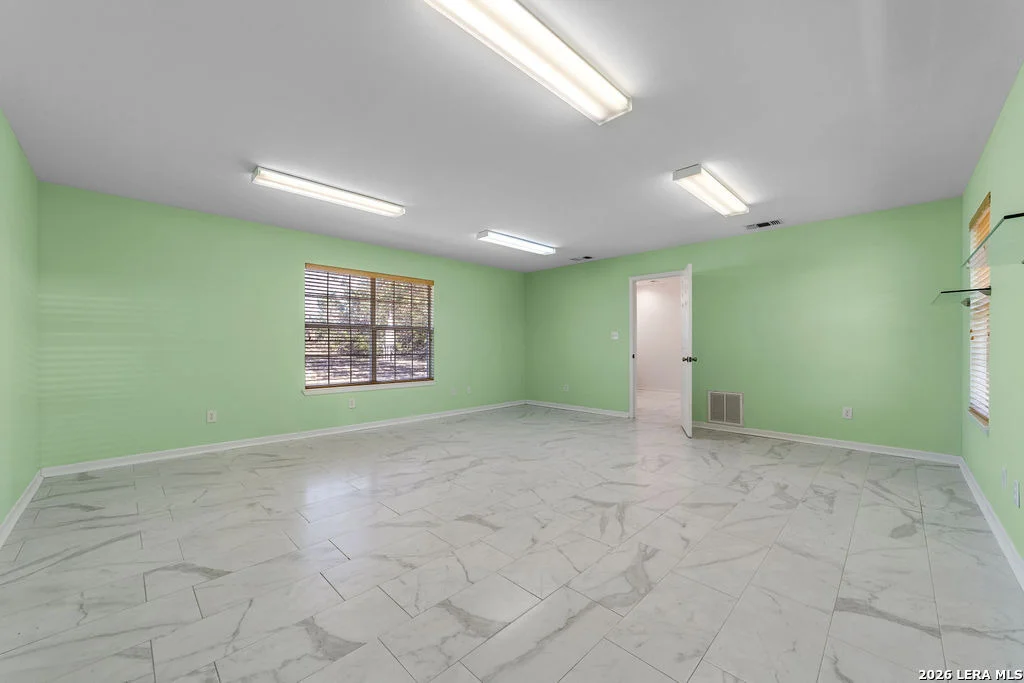 Photo of 309 Burney