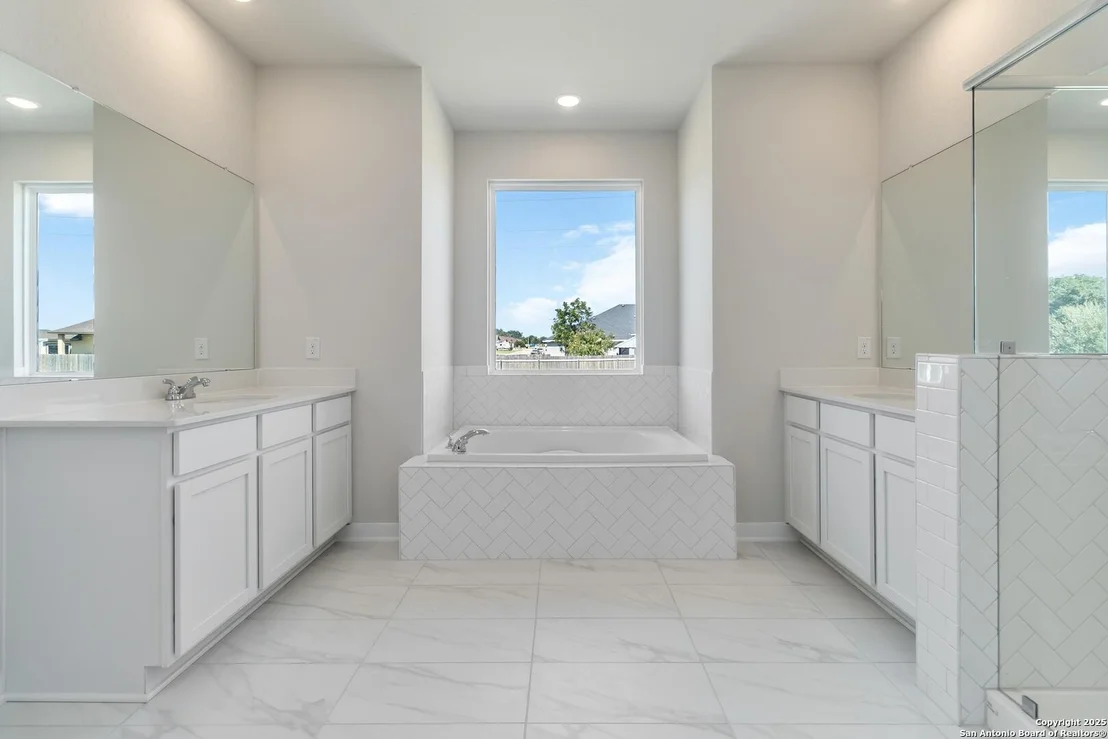 Photo of 1587 Vista View Drive