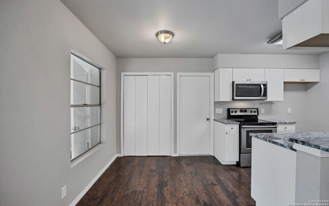 Photo of 4430 CLEAR SPRING DR