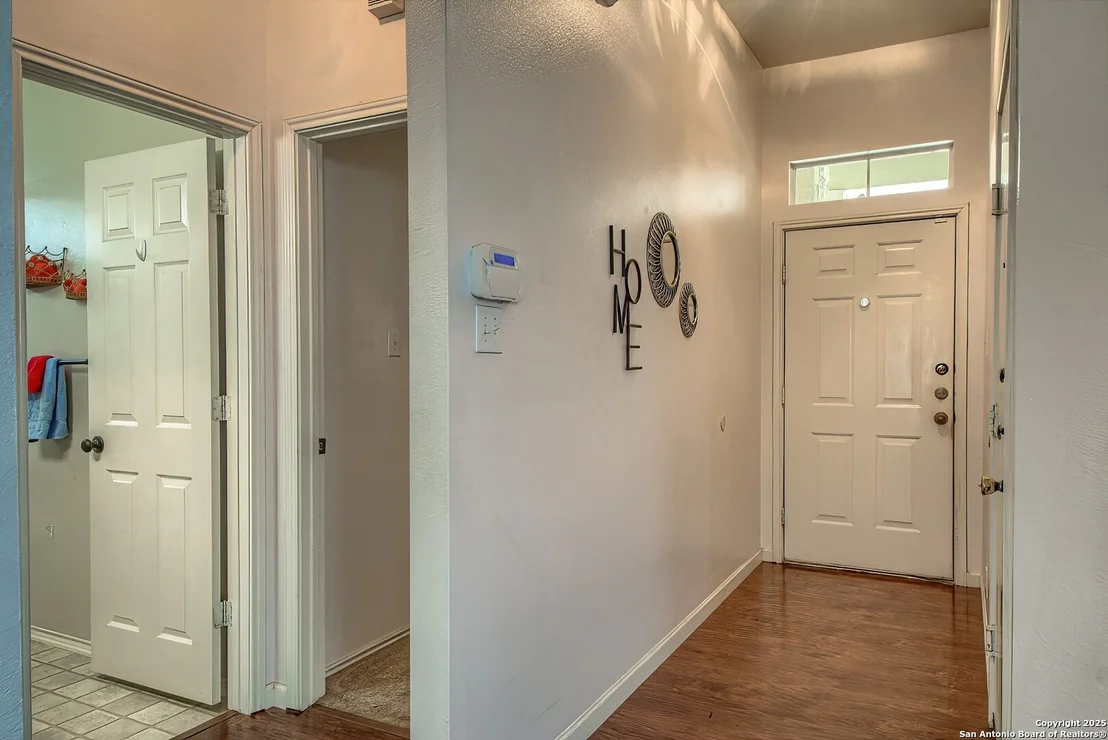 Photo of 5338 Argyle