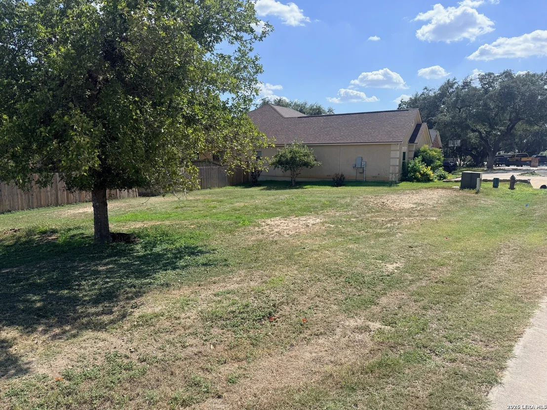 Photo of 2026 Persimmon Drive