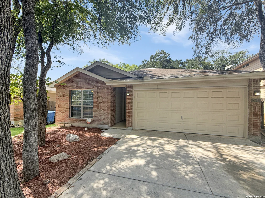 Photo of 15911 Manes Grove
