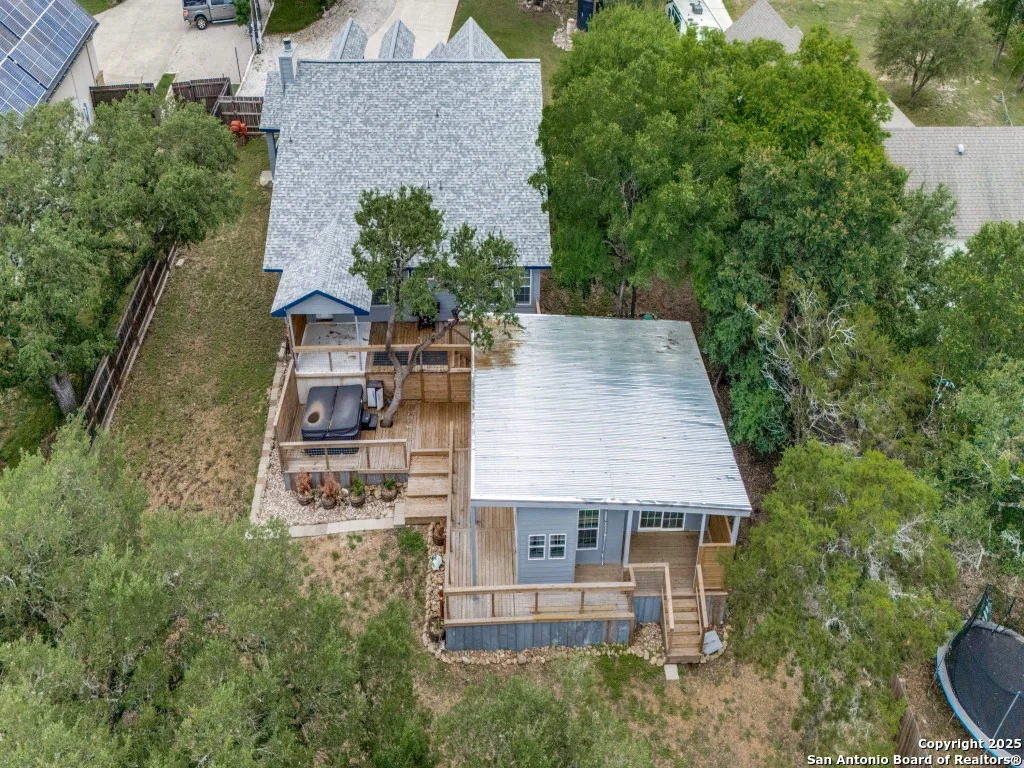 Photo of 651 RIVER VIEW DR