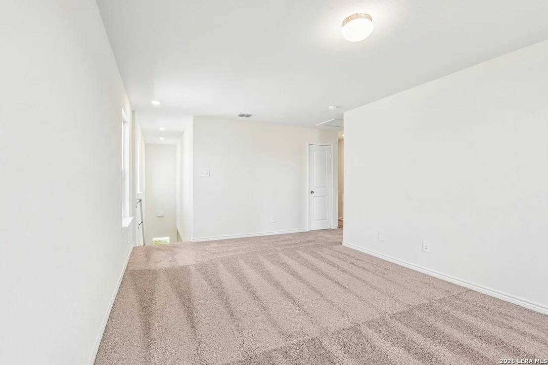 Photo of 448 Horizon Pointe