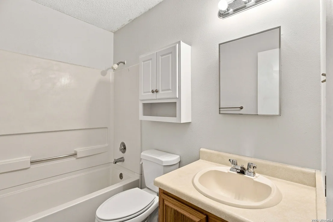 Photo of 13014 Cavern Park Dr