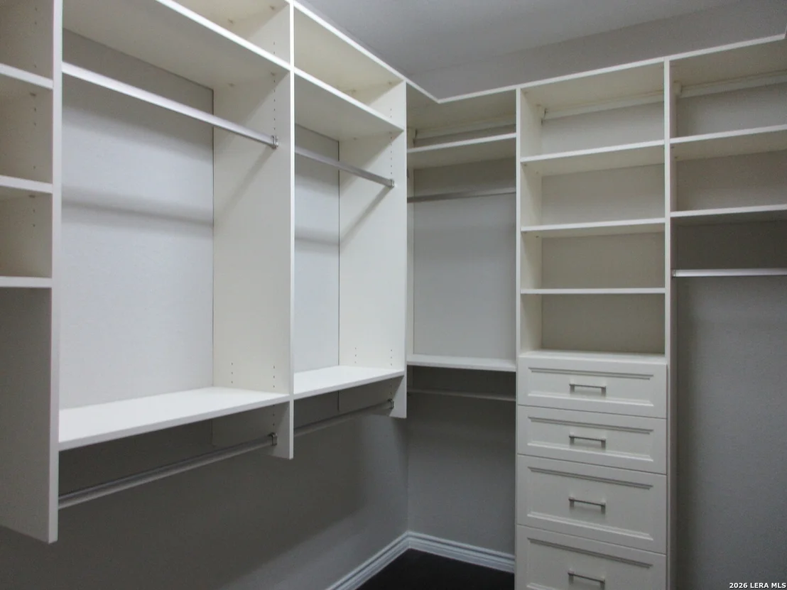 Photo of 261 PRAIRIE VIS