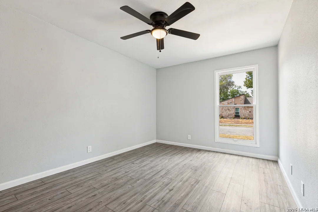 Photo of 13702 PEBBLE WALK