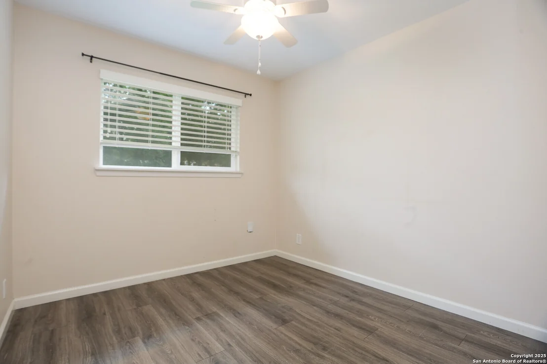 Photo of 5606 Granger