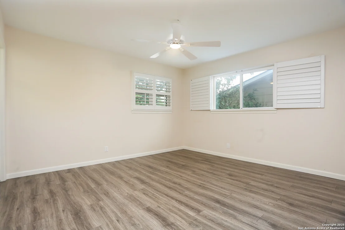 Photo of 5606 Granger