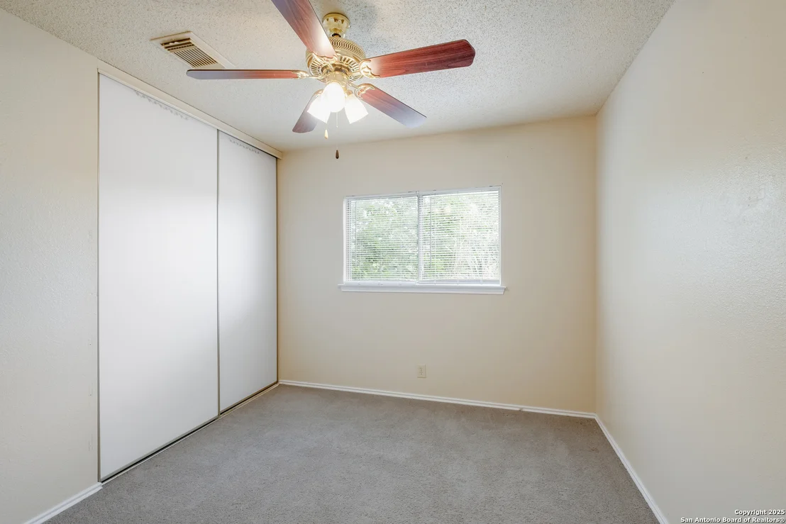 Photo of 8803 Breezefield