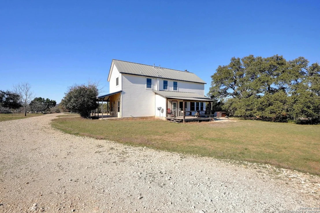 Photo of 1061 Cascade Trail