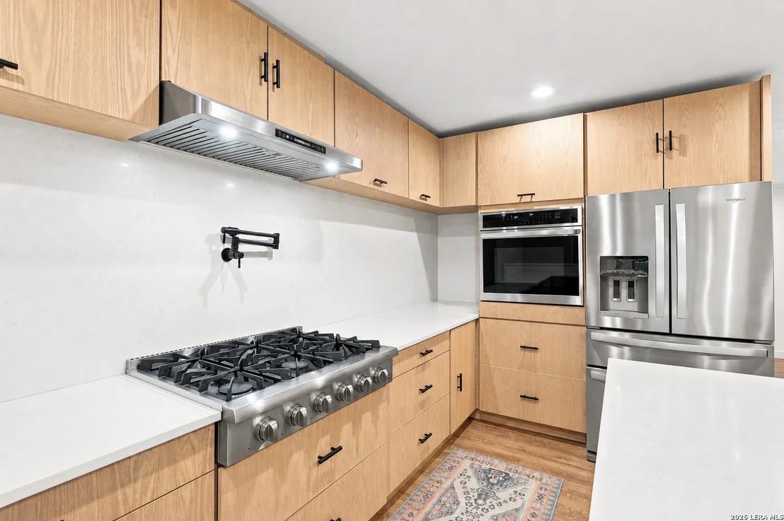 Photo of 204 Gardenview