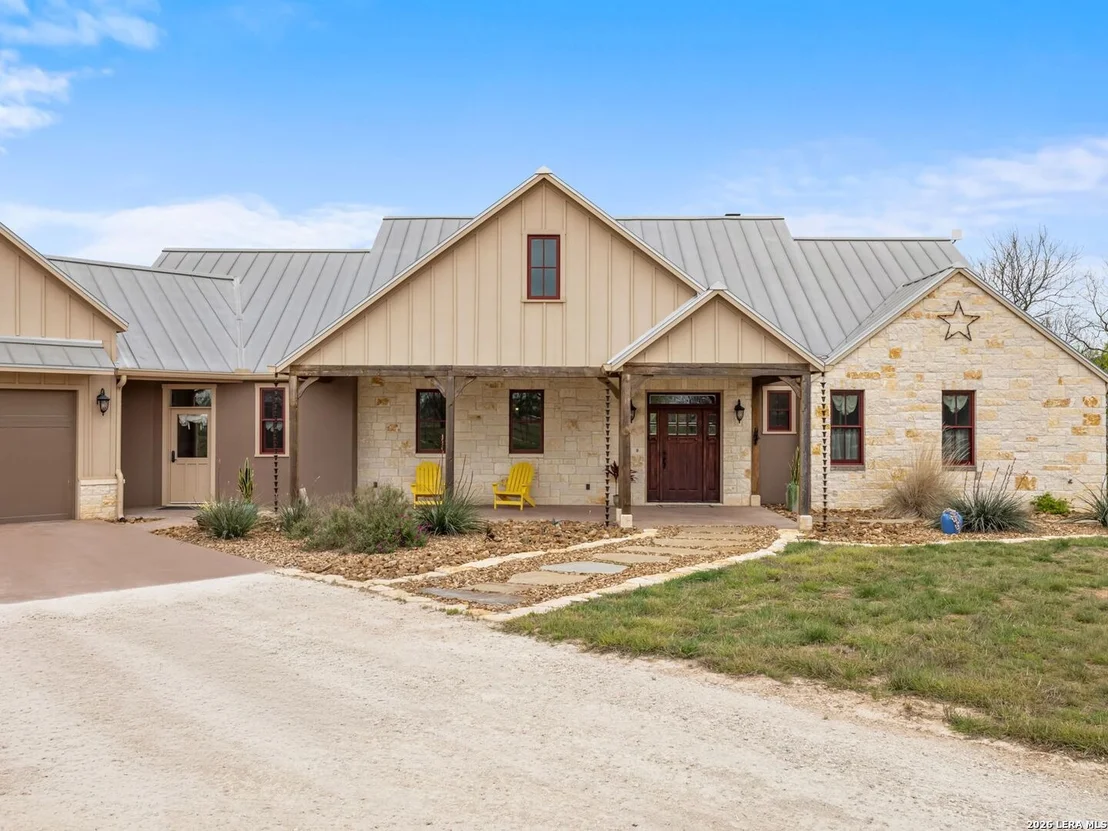 Photo of 1503 FUNF KINDER RD