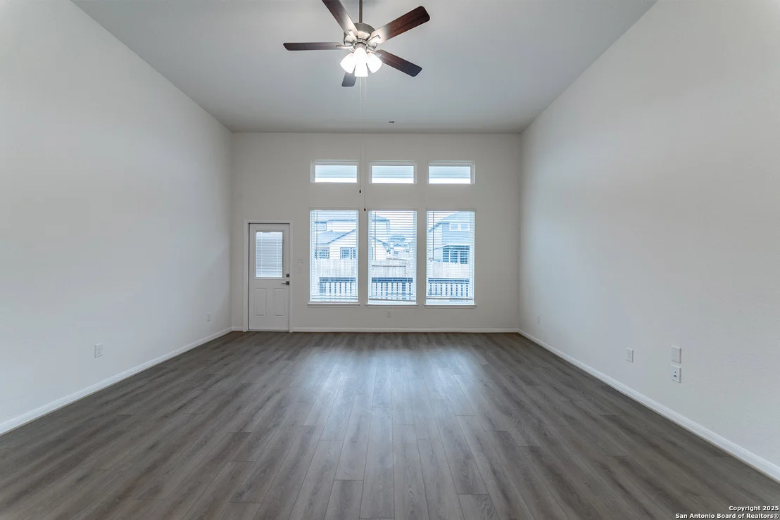 Photo of 6332 Black Butte